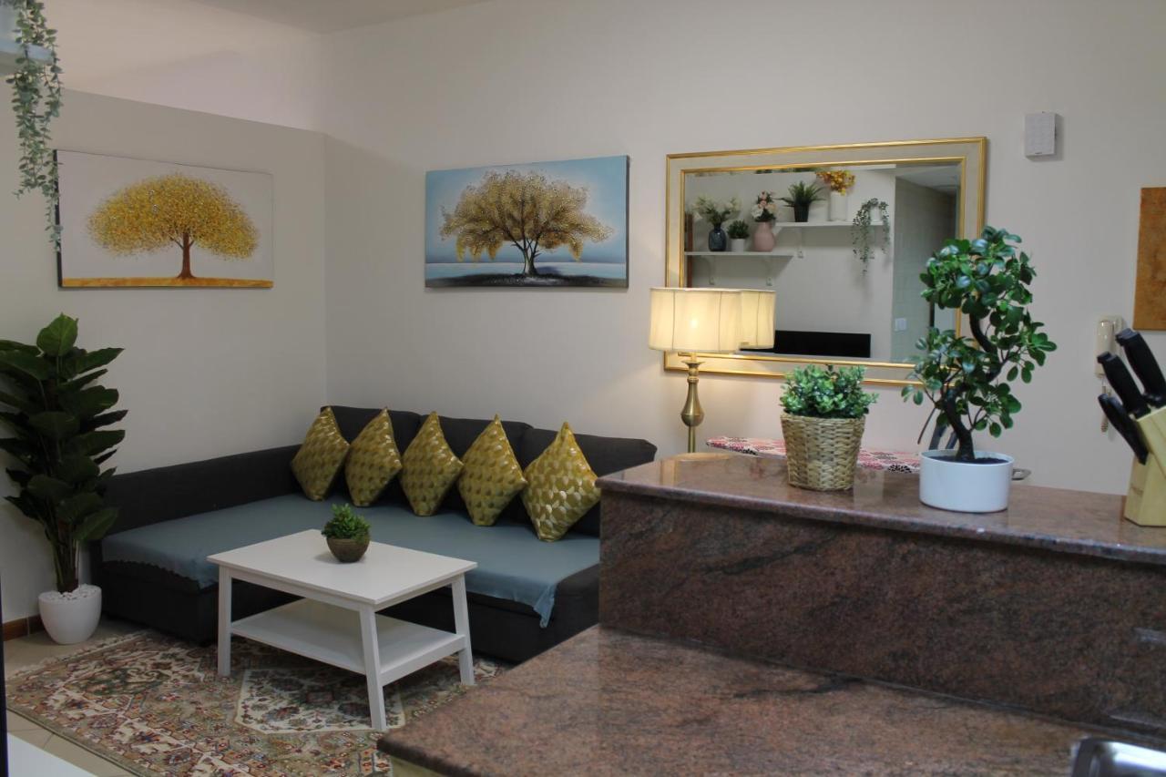 Newly Furnished Cozy 1 Bedroom Apartment Close To Jbr Beach And Metro Dubai Esterno foto