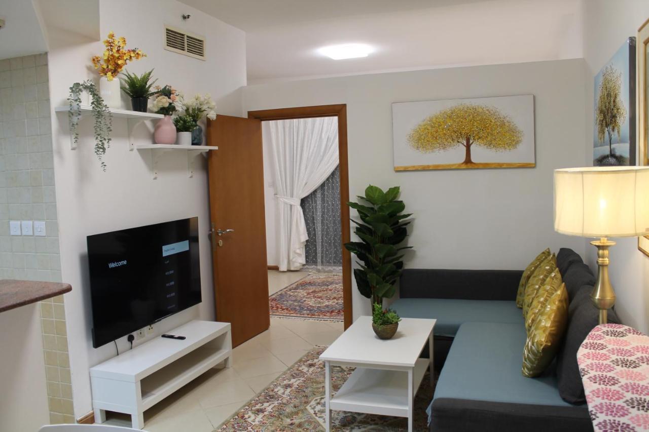 Newly Furnished Cozy 1 Bedroom Apartment Close To Jbr Beach And Metro Dubai Esterno foto