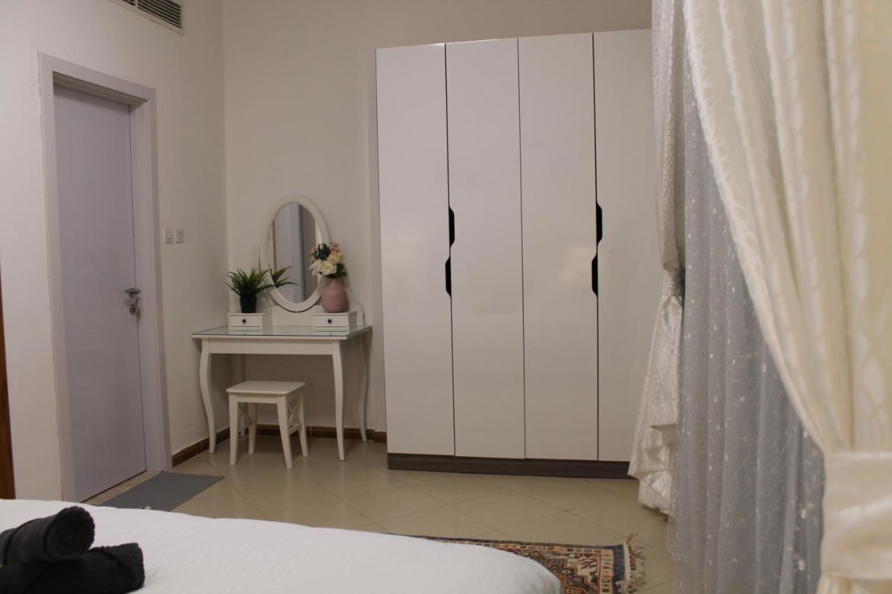Newly Furnished Cozy 1 Bedroom Apartment Close To Jbr Beach And Metro Dubai Esterno foto