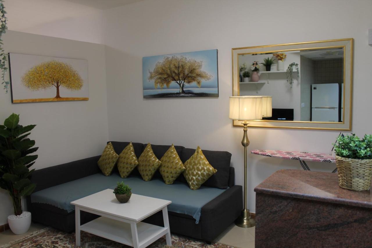 Newly Furnished Cozy 1 Bedroom Apartment Close To Jbr Beach And Metro Dubai Esterno foto