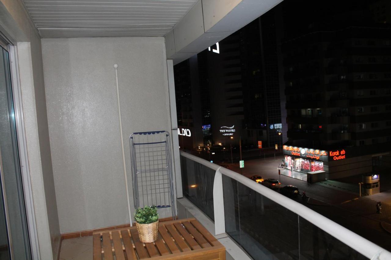 Newly Furnished Cozy 1 Bedroom Apartment Close To Jbr Beach And Metro Dubai Esterno foto