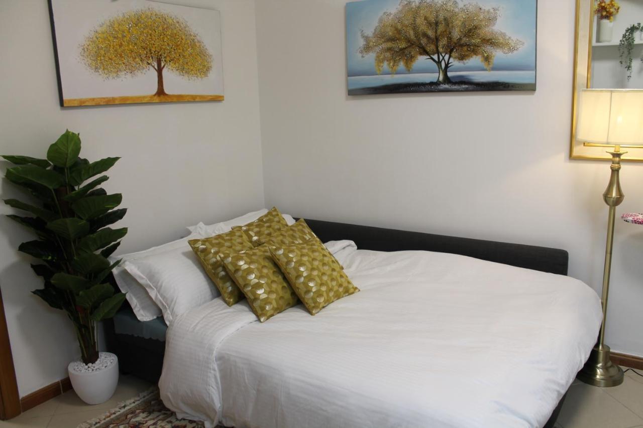 Newly Furnished Cozy 1 Bedroom Apartment Close To Jbr Beach And Metro Dubai Esterno foto